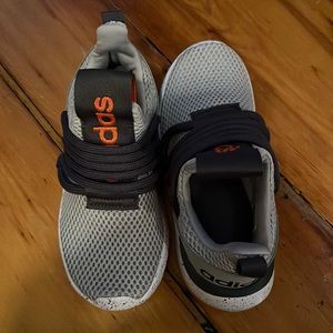 Toddler adidas sneaker brand new never worn